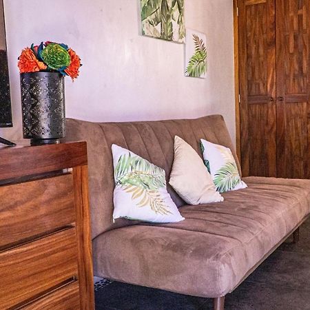Hotel Bajito Bay ตรอนโกเนส ภายนอก รูปภาพ