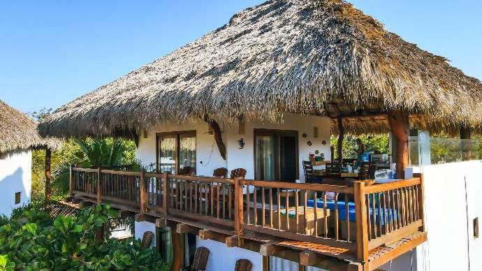 Hotel Bajito Bay ตรอนโกเนส ภายนอก รูปภาพ