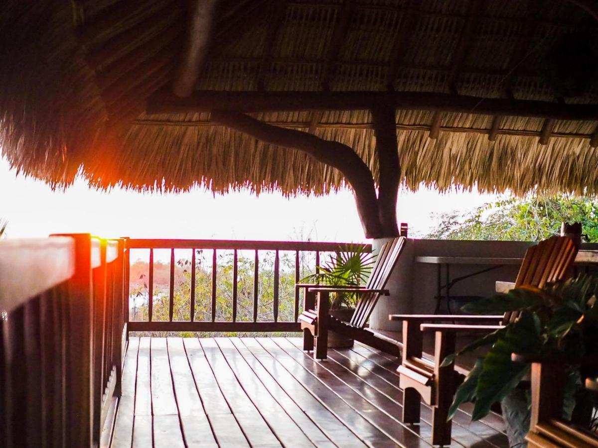 Hotel Bajito Bay ตรอนโกเนส ภายนอก รูปภาพ