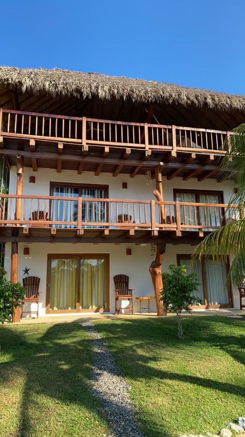 Hotel Bajito Bay ตรอนโกเนส ภายนอก รูปภาพ